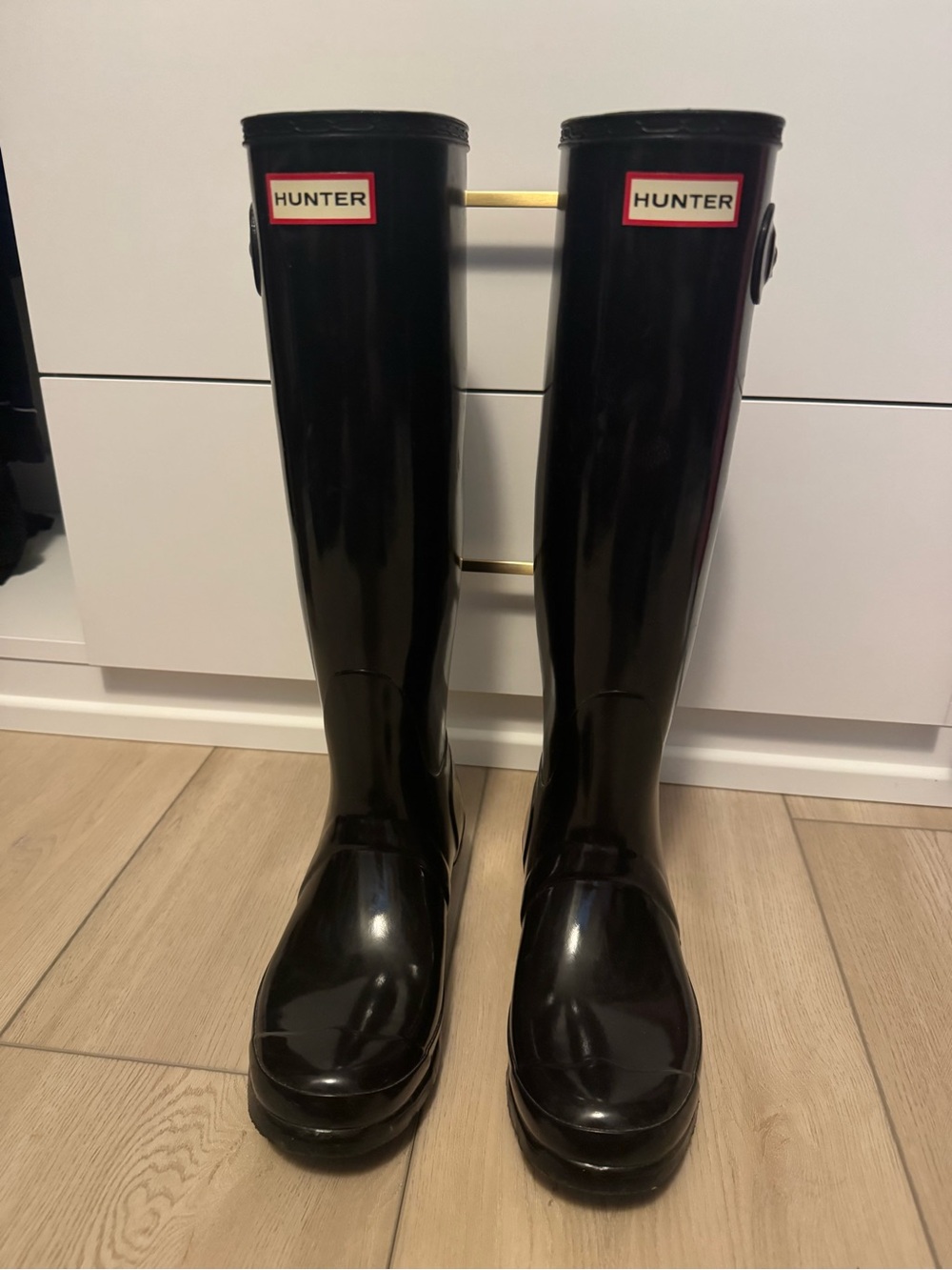 Hunter Women's Gloss Black Tall Rain Boots with Signature Logo